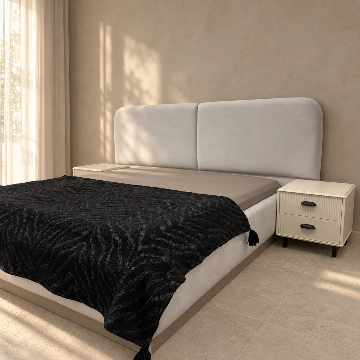 Urla Storage Bed