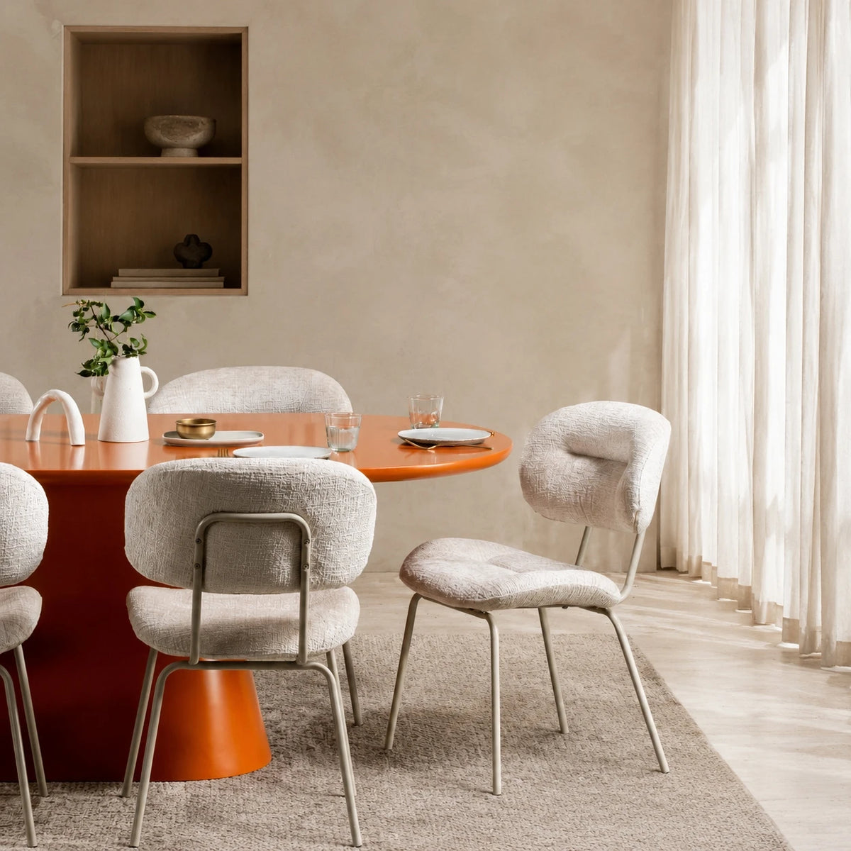 Vela Dining Table