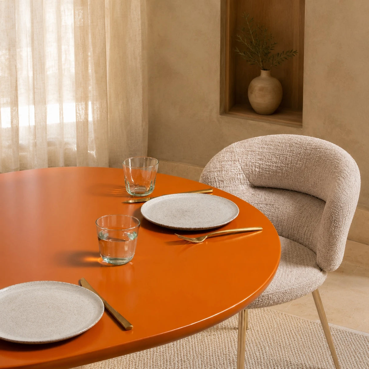 Vela Dining Table